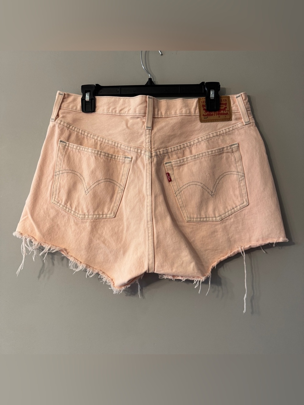 Levi's | Pastel Pink High-Rise Frayed Denim Shorts | 32